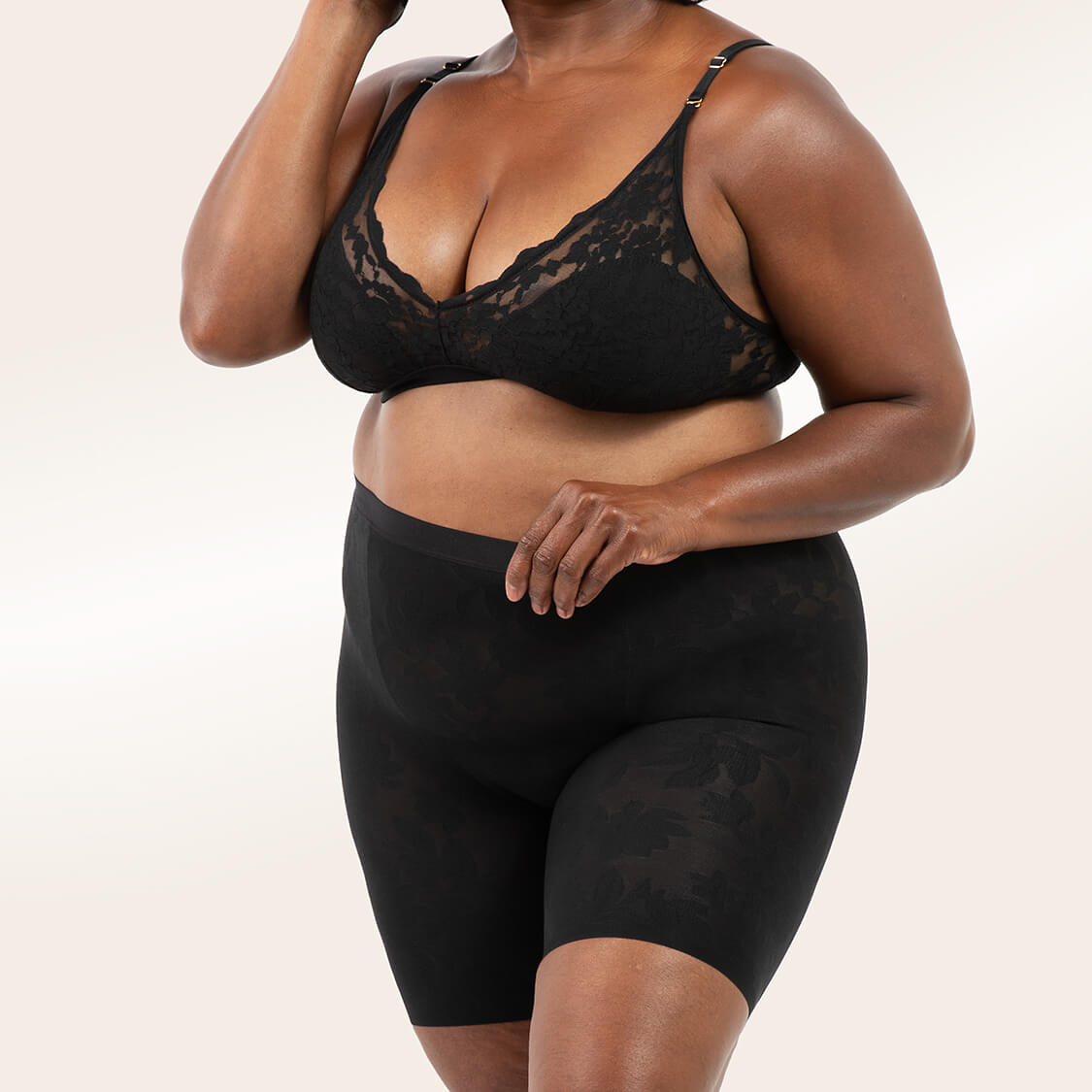 Comfortable shapewear shorts in black